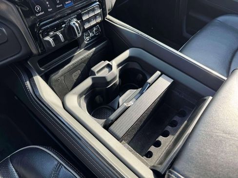 Used 2024 RAM 2500 Limited image 31