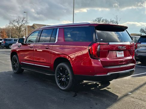 New 2026 GMC Yukon XL Elevation w/ Elevation Premium Package image 7
