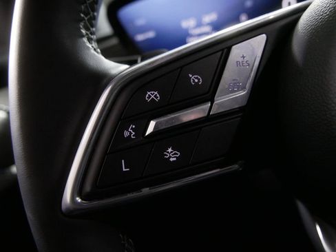 Used 2025 Buick Enclave Avenir image 23