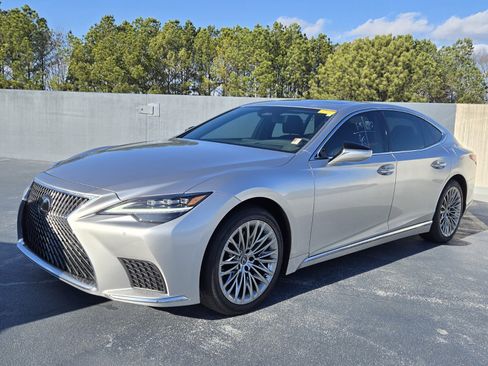 Used 2024 Lexus LS 500 image 1