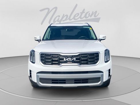 Used 2025 Kia Telluride S FWD image 9