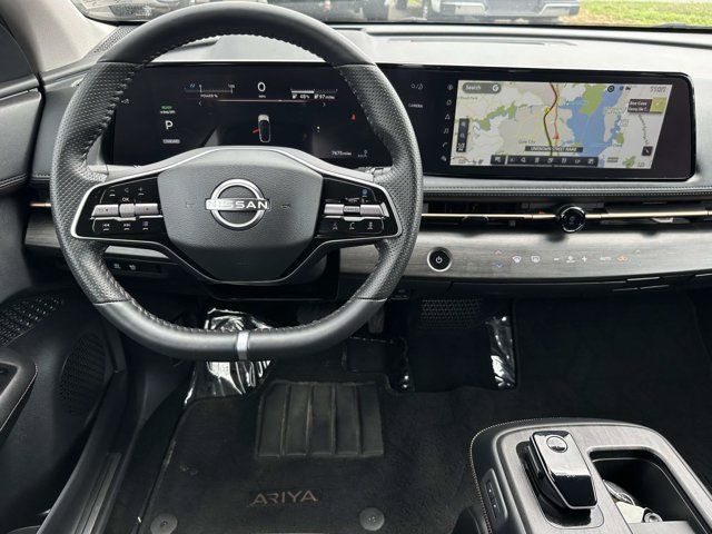Used 2023 Nissan Ariya AWD image 17