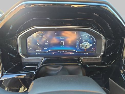 Used 2024 Chevrolet Silverado 1500 High Country image 21