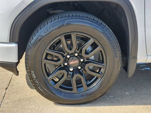 Used 2024 GMC Sierra 1500 Elevation AWD/4WD image 18