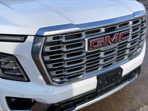 Certified 2025 GMC Yukon Denali image 29