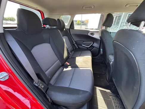 Used 2024 Kia Soul LX FWD image 21