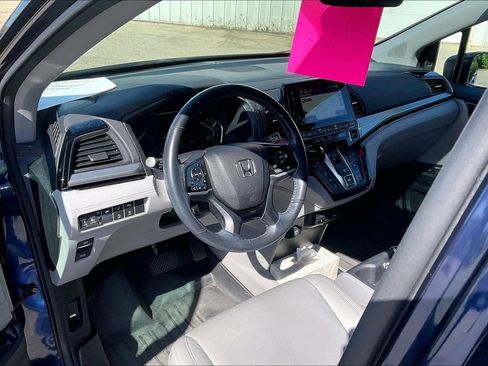 Used 2018 Honda Odyssey Elite image 7