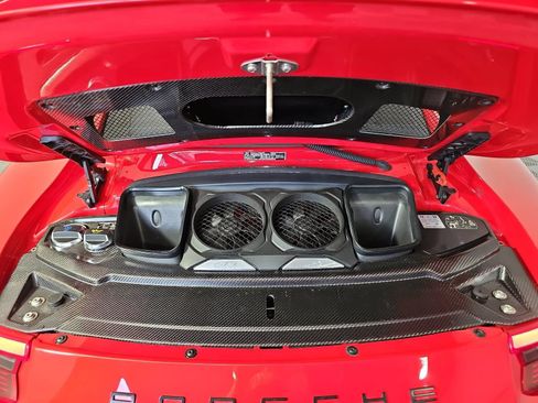 Used 2018 Porsche 911 GT3 RWD image 11