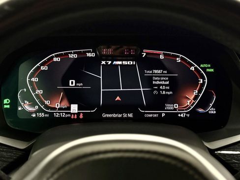 Used 2020 BMW X7 M50i w/ Dynamic Handling Package image 24