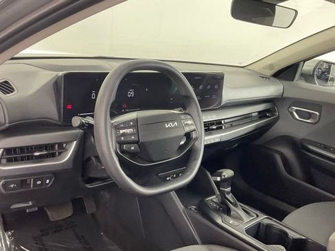 Used 2025 Kia K4 FWD image 15
