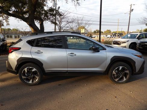 New 2026 Subaru Crosstrek 2.5i Limited w/ Crosstrek Mirror Package AWD/4WD image 4