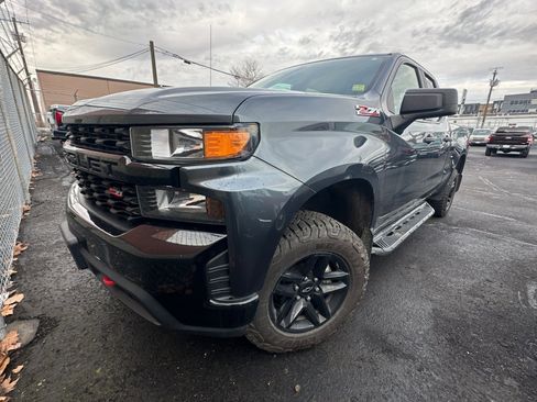 Used 2019 Chevrolet Silverado 1500 Custom Trail Boss w/ Custom Convenience Package image 4