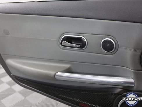 Used 2005 Chrysler Crossfire Limited image 25