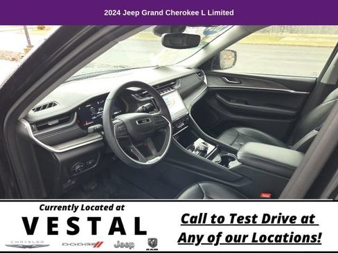 Used 2024 Jeep Grand Cherokee L Limited AWD/4WD image 20