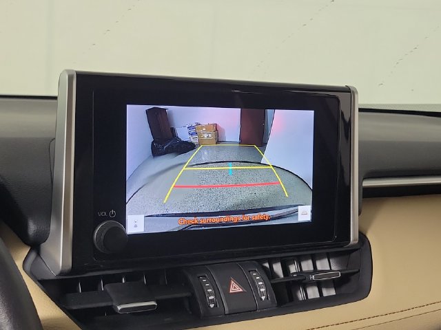Used 2024 Toyota RAV4 XLE Premium FWD image 30