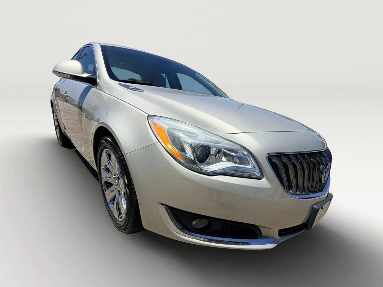 Used 2016 Buick Regal FWD image 13