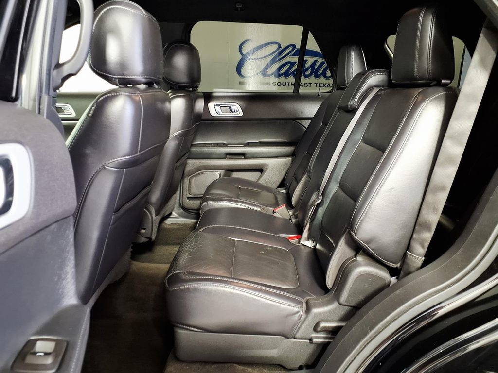 Used 2012 Ford Explorer XLT FWD image 9