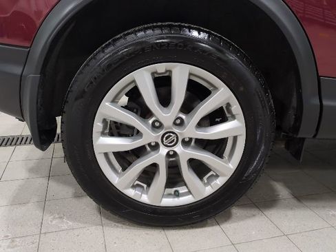 Used 2022 Nissan Rogue Sport SV image 20