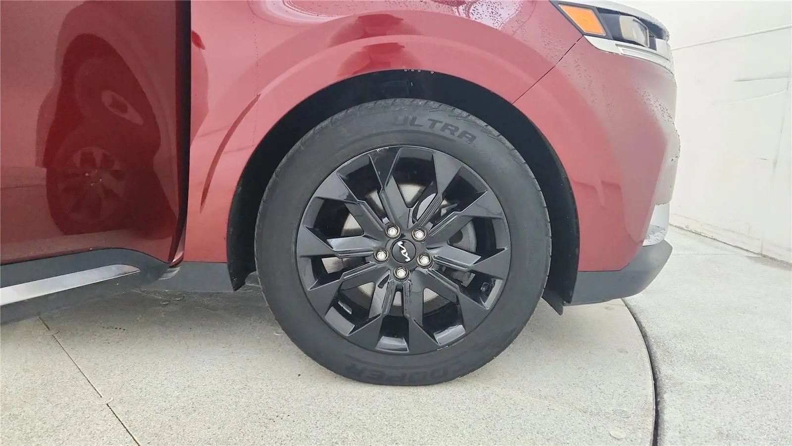 Used 2022 Kia Carnival SX Prestige FWD image 36