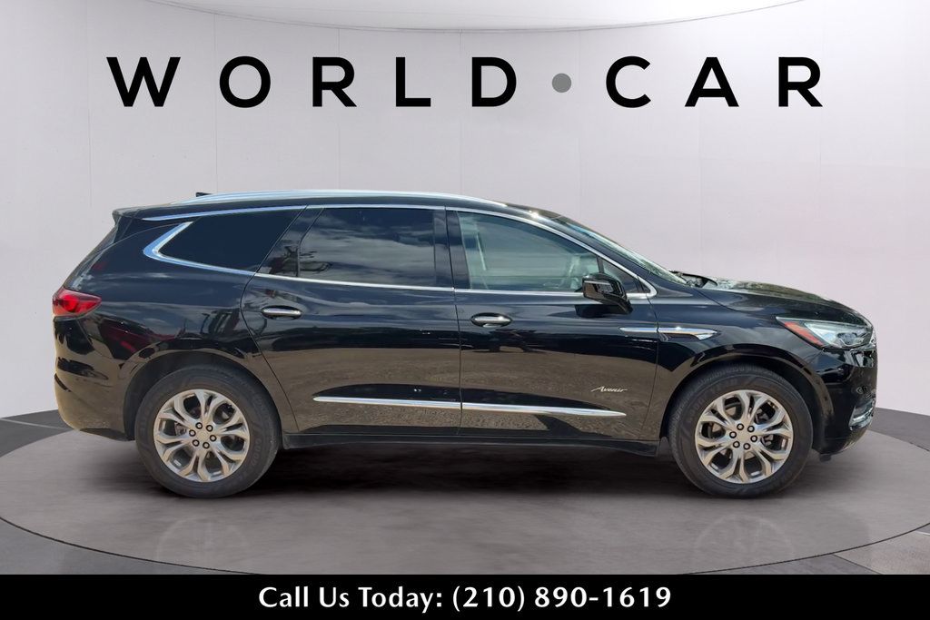 Used 2020 Buick Enclave Avenir w/ Avenir Technology Package FWD image 4