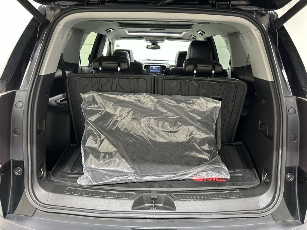 Used 2021 GMC Acadia SLT w/ LPO, Floor Liner Package AWD/4WD image 24