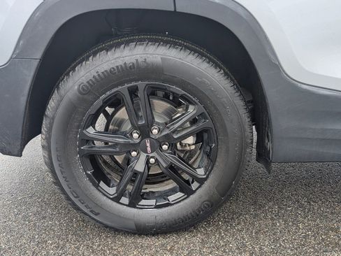 Used 2023 GMC Terrain AT4 image 40