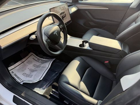 Used 2023 Tesla Model 3 Standard Range RWD image 12
