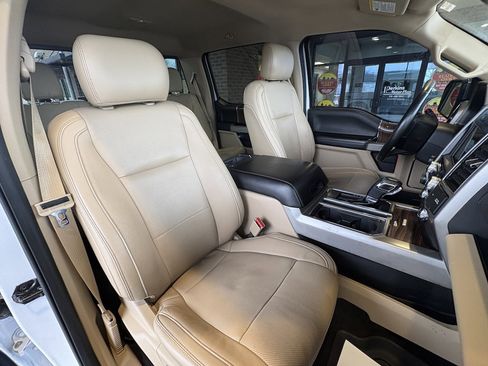 Used 2017 Ford F150 Lariat w/ Equipment Group 502A Luxury image 30