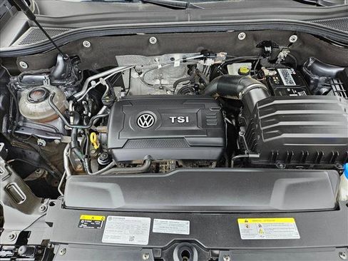 Used 2023 Volkswagen Atlas SE image 25