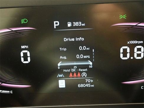 Used 2023 Kia Sportage LX image 6