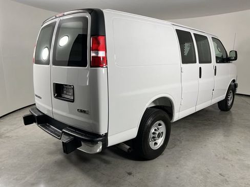 Used 2025 GMC Savana 2500 w/ Driver Convenience Package RWD image 8
