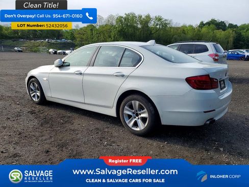 Used 2013 BMW 528i xDrive Sedan AWD/4WD image 3
