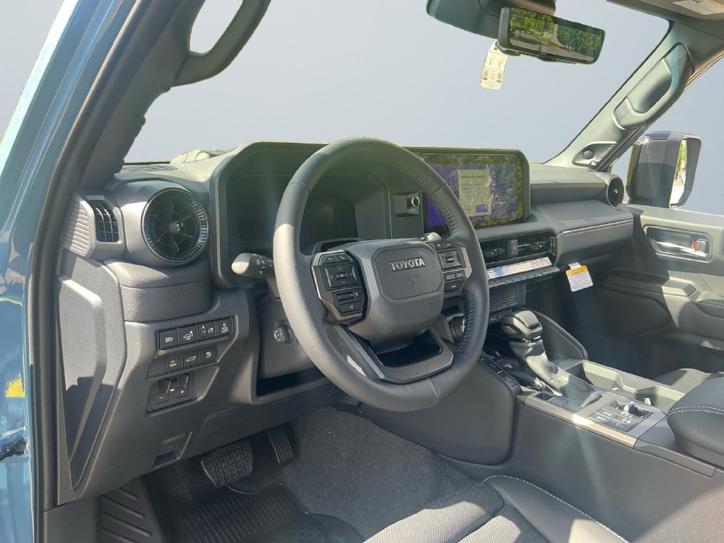 Used 2025 Toyota Land Cruiser w/ Premium Package AWD/4WD image 10