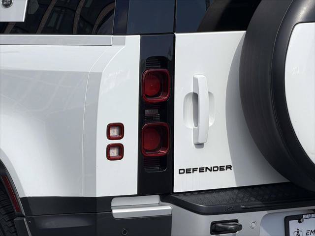 Used 2023 Land Rover Defender 110 S AWD/4WD image 13
