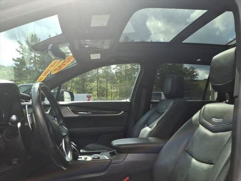 Used 2020 Cadillac XT6 Sport AWD/4WD image 12