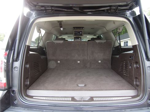 Used 2016 GMC Yukon XL Denali w/ Open Road Package image 12