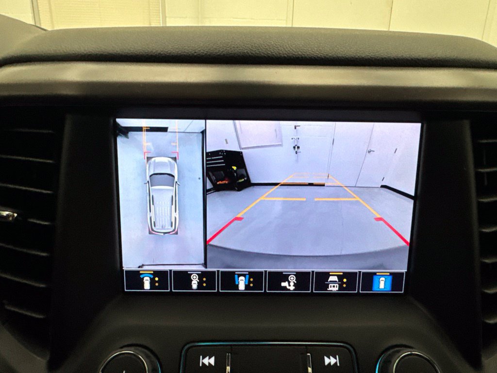 Used 2023 GMC Acadia AT4 w/ Technology Package AWD/4WD image 37