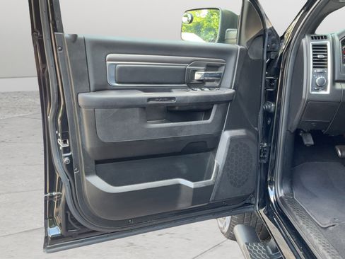 Used 2022 RAM 1500 Warlock w/ Electronics Group AWD/4WD image 11