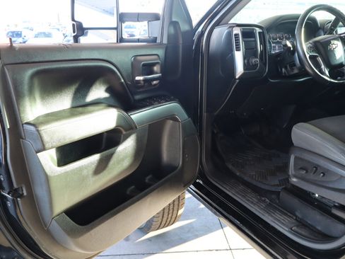 Used 2016 Chevrolet Silverado 1500 LT w/ All Star Edition image 12