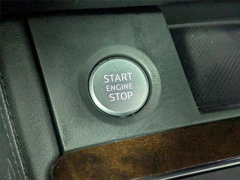 Used 2020 Audi Q5 2.0T Premium Plus w/ Premium Plus Package image 23