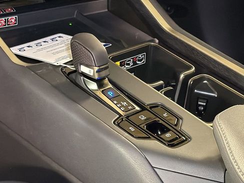 New 2026 Lexus TX 500h AWD image 14