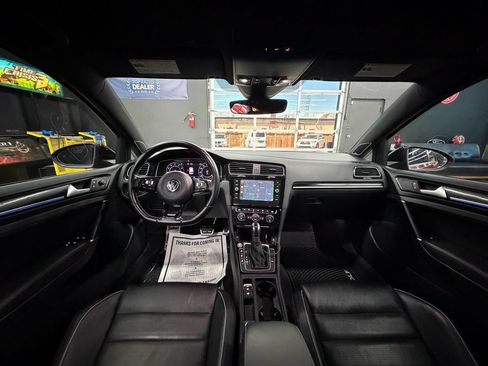 Used 2019 Volkswagen Golf R 4-Door AWD/4WD image 28