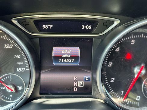 Used 2020 Mercedes-Benz GLA 250 image 27