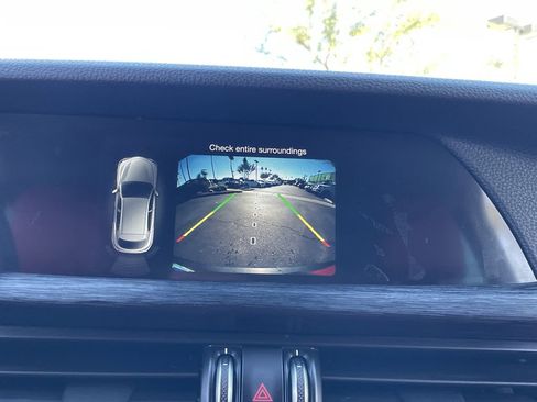 Used 2019 Alfa Romeo Stelvio image 21