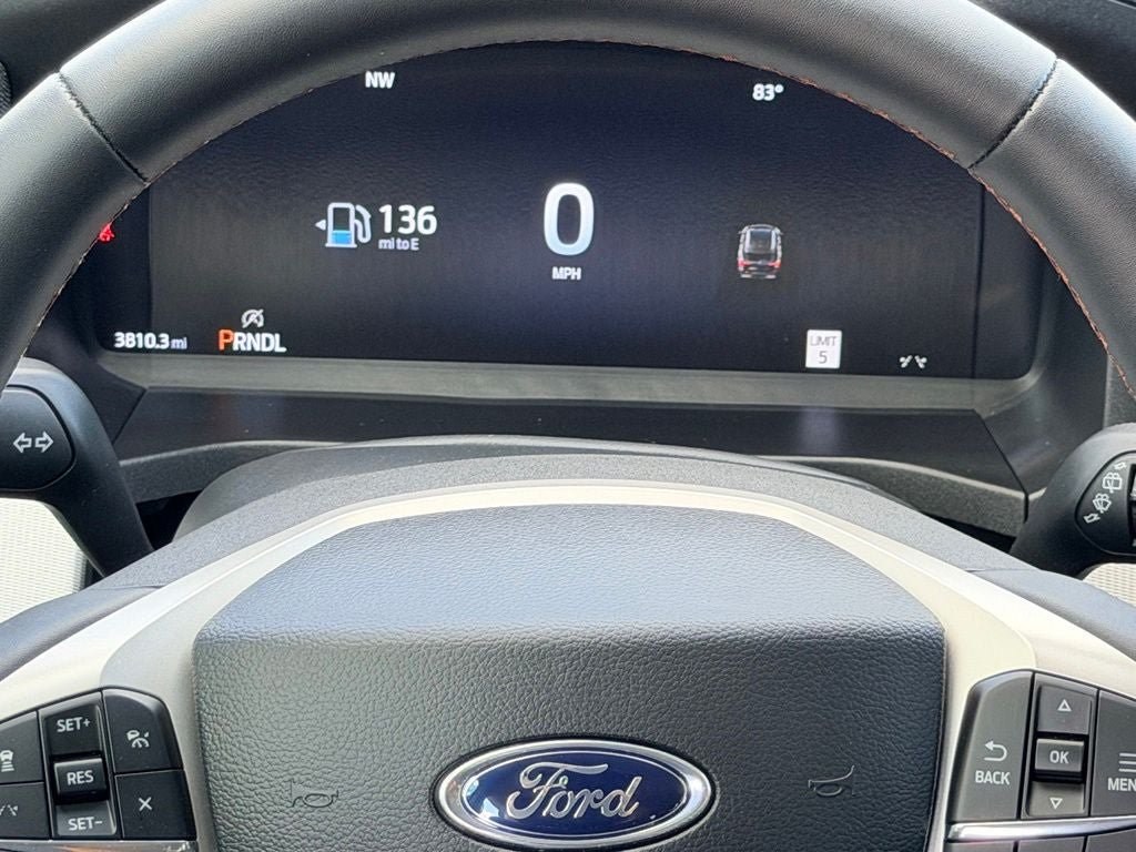 New 2026 Ford Explorer Active RWD image 14