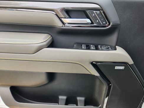 New 2026 Chevrolet Silverado 2500 ZR2 image 24