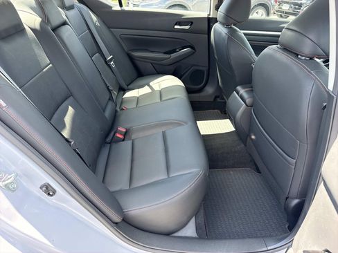Used 2023 Nissan Altima 2.5 SR w/ SR Premium Package FWD image 26