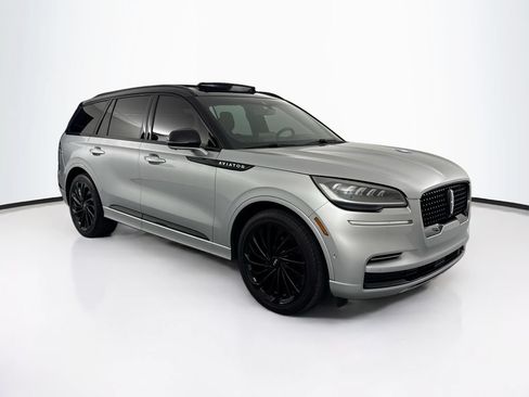 Used 2022 Lincoln Aviator Reserve w/ Equipment Group 201A RWD image 3