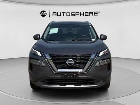 Used 2023 Nissan Rogue SL w/ SL Premium Package image 2