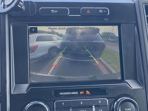Used 2018 Ford F150 XL w/ Equipment Group 101A Mid AWD/4WD image 26